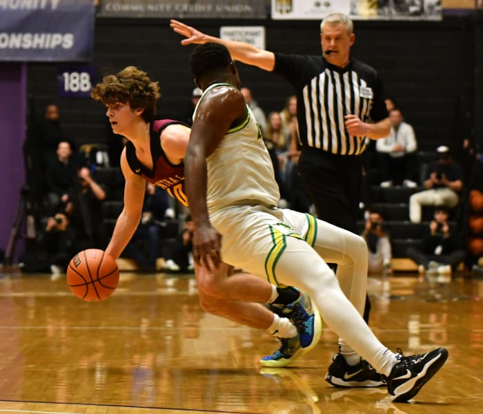 West Linn Central Catholic 6A Oregon boys basketball quarterfinal Taylor Balkom 40